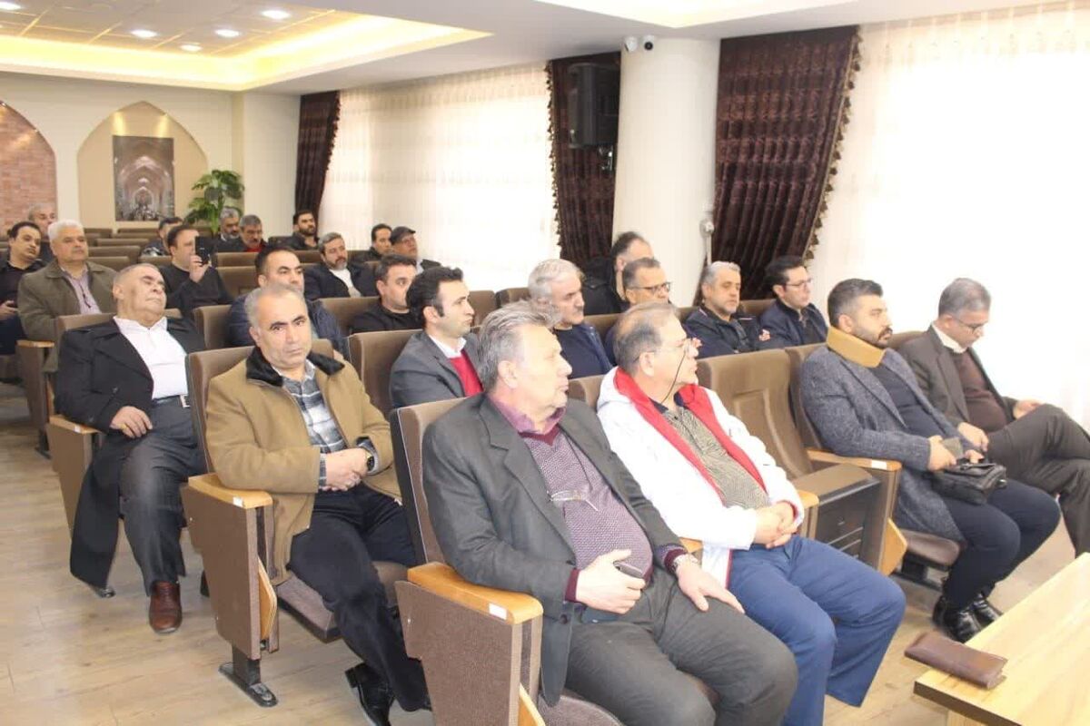 انتقاد از دریافت غیرمنطقی و غیر اصولی مالیات بر ارزش افزوده از نمایشگاه داران اتومبیل تبریز