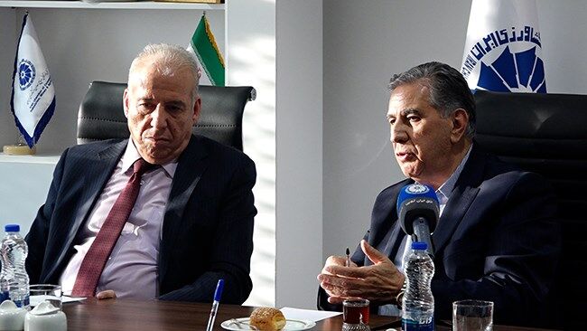 با سیاست های غلط، در حال از دست دادن نیروی انسانی ارزشمند خود هستیم با سیاست های غلط، در حال از دست دادن نیروی انسانی ارزشمند خود هستیم