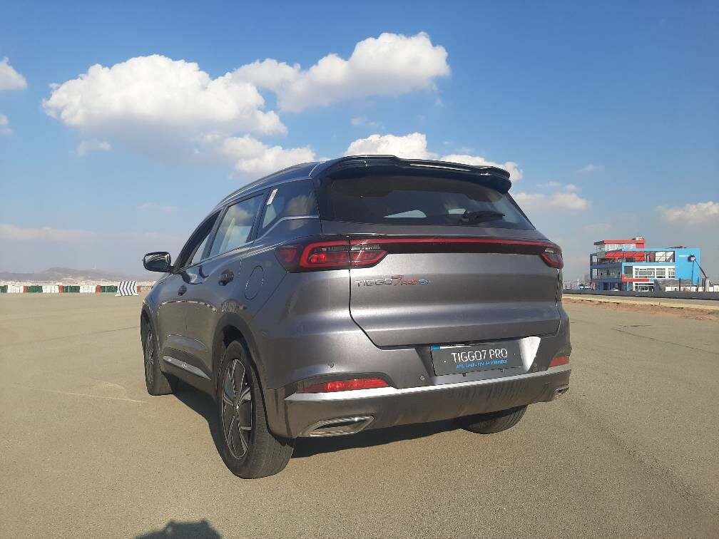 مزایا و معایب تیگو  ۷ پرو ای پلاس چیست؟ | کراس اوور هیبریدی فونیکس با مصرف بنزین ۱.۸ لیتر