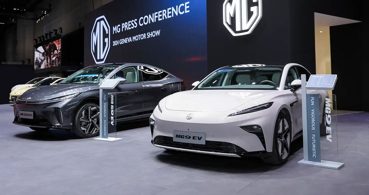 خودروهای برقی اروپایی صف آرایی کردند| رنو، ب ام و و پژو بهترین خودروهای بازار اروپا شدند