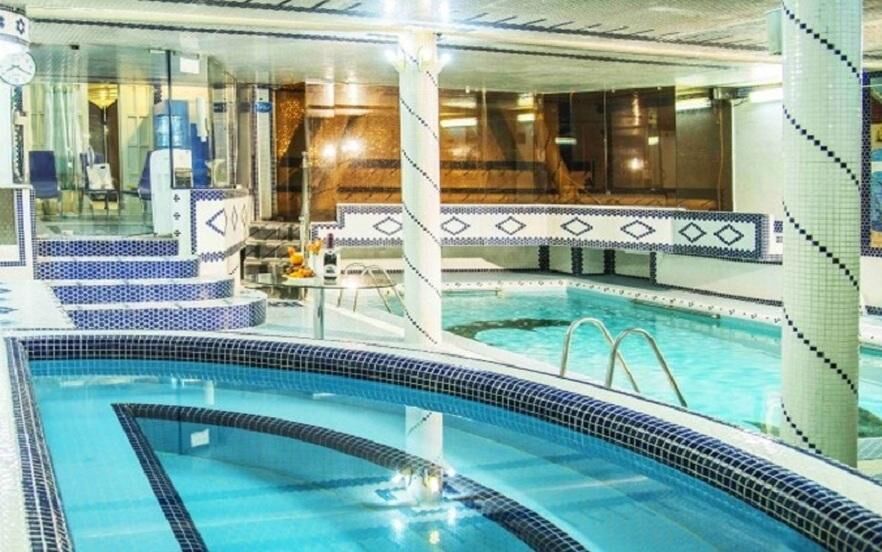 قیمت یک شب اقامت در هتل شهر تهران