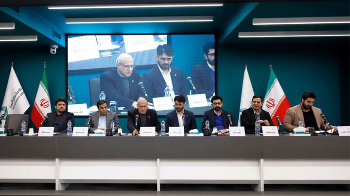 بانک کارآفرین ۵۰هزار میلیاردی شد بانک کارآفرین ۵۰هزار میلیاردی شد