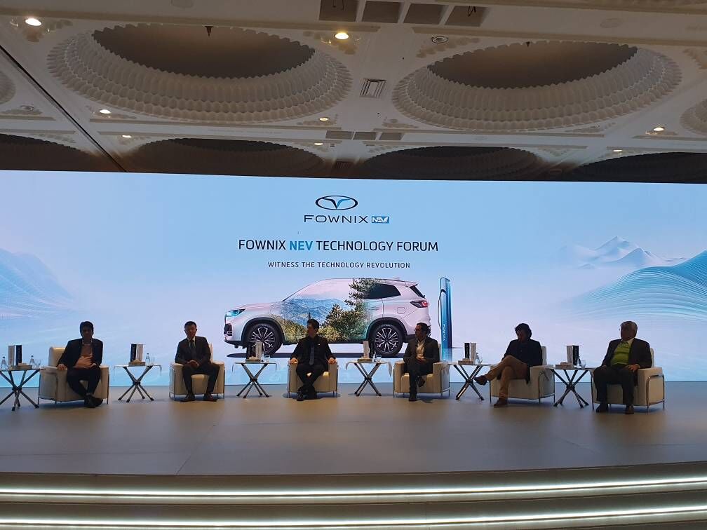 انتخاب خودروهای هیبریدی به دلیل ضعف نیروگاه های برق کشور| مدیران خودروسال آینده ۵ محصول معرفی می کند