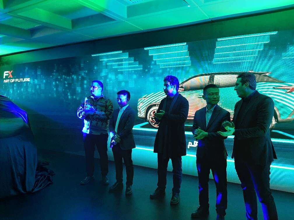 فونیکس اف ایکس تشکیل خانواده داد| معرفی برندگان کمپین طراحی بدنه اف ایکس با جایزه ۱۰۰۰ دلاری