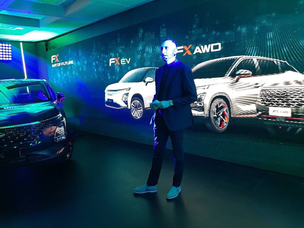 فونیکس اف ایکس تشکیل خانواده داد| معرفی برندگان کمپین طراحی بدنه اف ایکس با جایزه ۱۰۰۰ دلاری