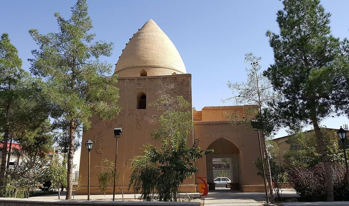 ظرفیت های گردشگری معنوی استان سمنان| روایت هم نشینی تاریخ، معنویت و ظرفیت