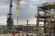 قرارداد گام دوم توسعه میدان نفتی آذر امضا شد
