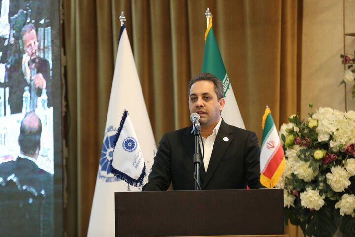 کنترل نرخ ارز برای جلوگیری از افزایش شیب تورم تولید ۱۴۰۳ ضروری است کنترل نرخ ارز برای جلوگیری از افزایش شیب تورم تولید ۱۴۰۳ ضروری است