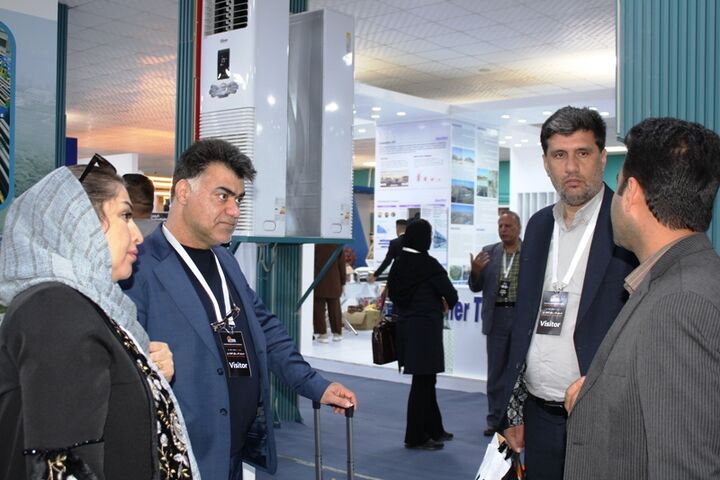 خیز مرکز آموزش بازرگانی برای ارتباط نفتی خوزستان و جهان| هیات اقتصادی در نمایشگاه نفت عراق حضور یافت