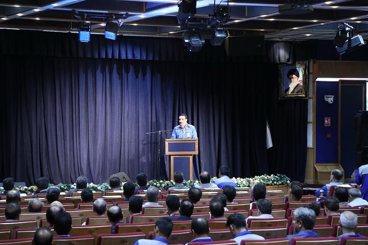 نظام پیشنهادات کارکنان در مسیر توسعه فرآیندهای ایران خودرو نظام پیشنهادات کارکنان در مسیر توسعه فرآیندهای ایران خودرو