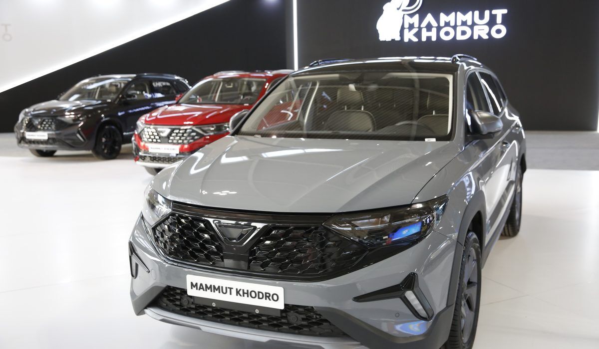 واردات خودرو شلخته ترین دوره خود را می گذراند