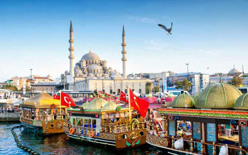 ارزان‌ترین تور استانبول را از لحظه آخر رزرو کنید