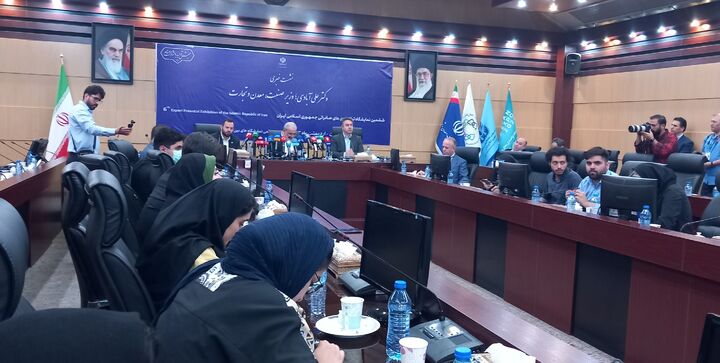 توسعه بازارهای صادراتی؛ هدف جدی صمت برای تحقق جهش تولید| شرکت های ارزآور در اولویت تامین ارز هستند توسعه بازارهای صادراتی؛ هدف جدی صمت برای تحقق جهش تولید| شرکت های ارزآور در اولویت تامین ارز هستند