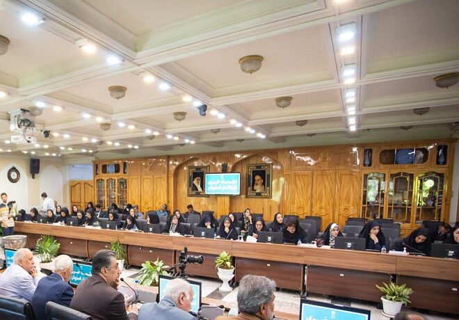 اصفهان توانی برای بارگذاری صنایع جدید ندارد| ۲۵ برنامه برای مقابله با فرونشست در استان