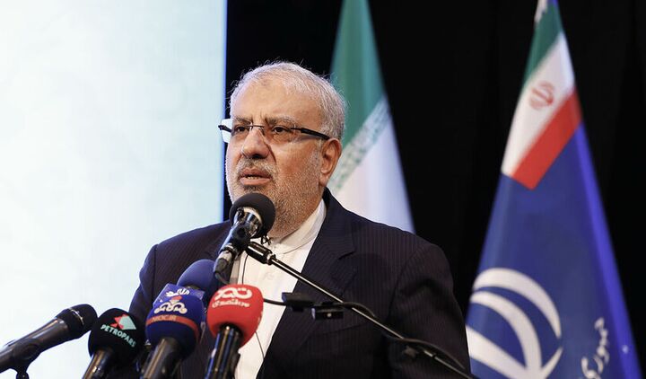 امضای یک میلیارد دلار قرارداد نفتی با ۶۷۰ شرکت دانشبنیان امضای یک میلیارد دلار قرارداد نفتی با ۶۷۰ شرکت دانشبنیان