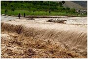 احداث رسوب گیر و سیل بند در حوزه آبخیز مرزن‌آباد
