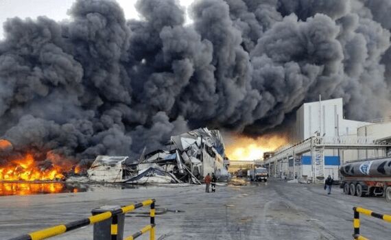 نکات ایمنی مهم برای جلوگیری از آتش سوزی در کارگاه ها نکات ایمنی مهم برای جلوگیری از آتش سوزی در کارگاه ها
