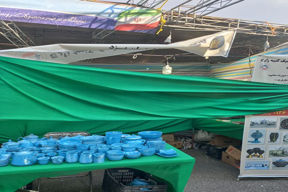 هنرمندان مکانی برای نمایش هنر ندارند| قطع برق تا گرانی غرفه در نمایشگاه «روستا آباد»