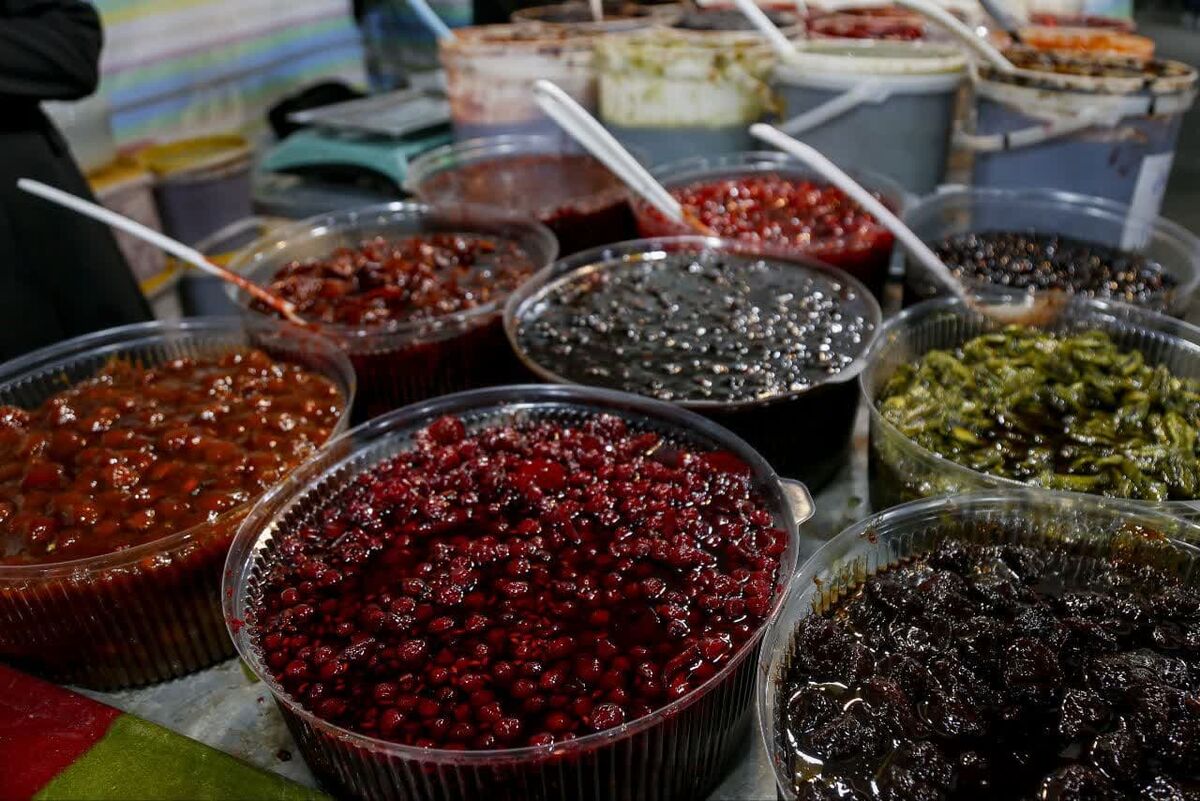 هنرمندان مکانی برای نمایش هنر ندارند| قطع برق تا گرانی غرفه در نمایشگاه «روستا آباد»