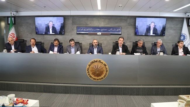 اسناد راهبردی صنایع، در تعامل با بخش خصوصی تدوین شوند اسناد راهبردی صنایع، در تعامل با بخش خصوصی تدوین شوند