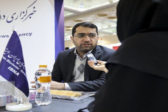 همکاری ستاد اتصالپذیری و اپراتورها برای حمایت از طرحهای بومیسازی همکاری ستاد اتصالپذیری و اپراتورها برای حمایت از طرحهای بومیسازی