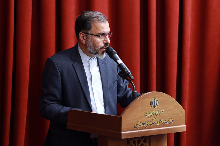 نشست خبری وزیر اقتصاد