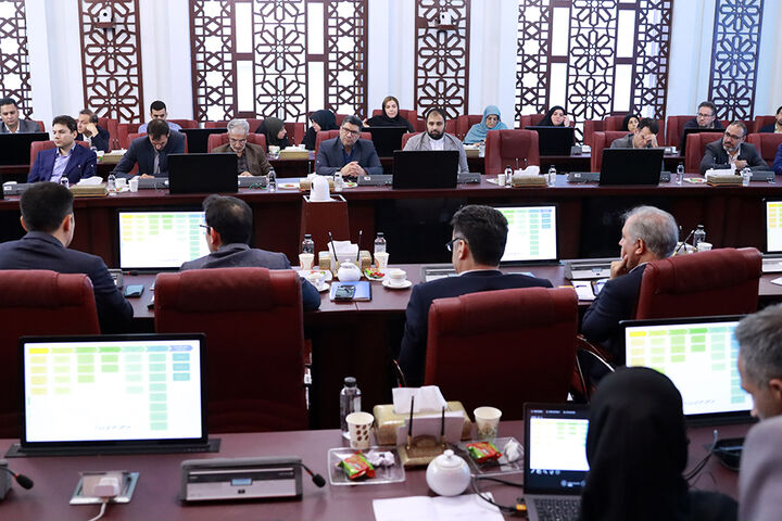 نشست خبری وزیر اقتصاد