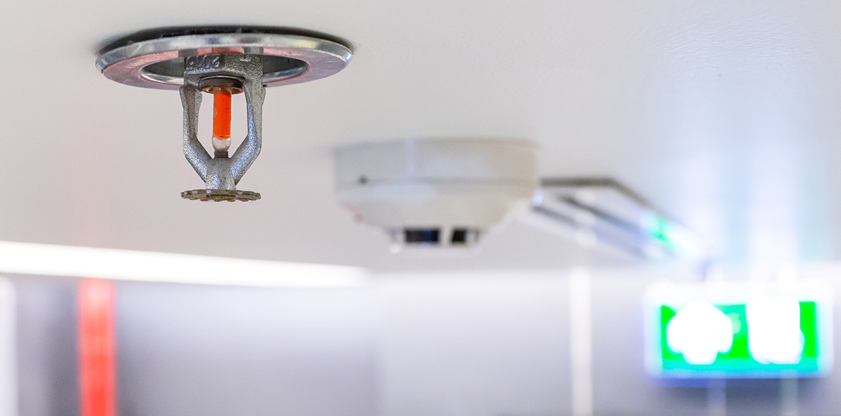 سیستم اطفا حریق چیست؟ انواع این سیستم و کاربرد آن را بشناسید