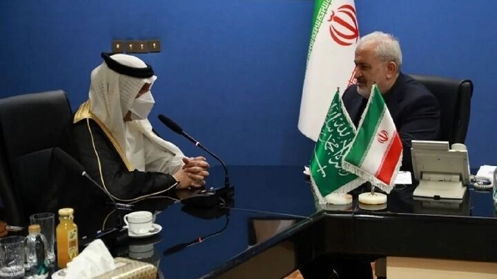 وزیر صمت و سفیر عربستان در تهران دیدار کردند وزیر صمت و سفیر عربستان در تهران دیدار کردند