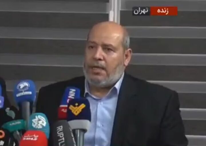 شهید هنیه با موشک هدف قرار گرفت| ترور هنیه دستاوردی برای دشمن نیست شهید هنیه با موشک هدف قرار گرفت| ترور هنیه دستاوردی برای دشمن نیست