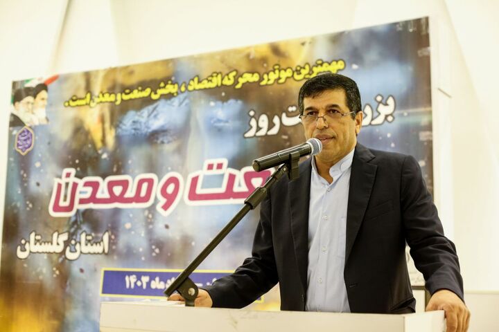 انتقاد کارشناسی از مدیران هزینه های سنگینی به همراه دارد انتقاد کارشناسی از مدیران هزینه های سنگینی به همراه دارد