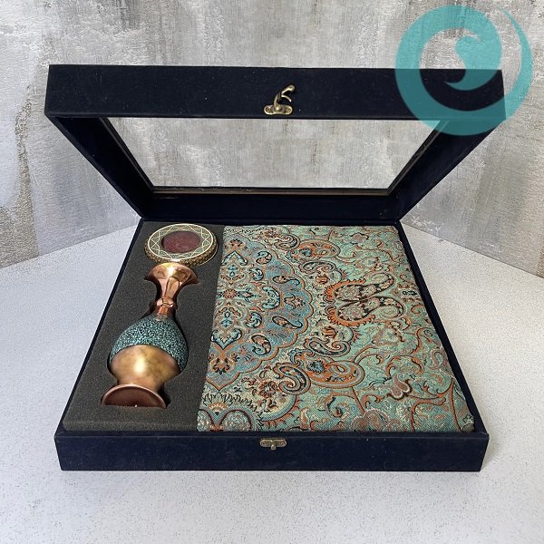 در چه مناسبتهایی باید به کارمندان هدیه سازمانی بدهید