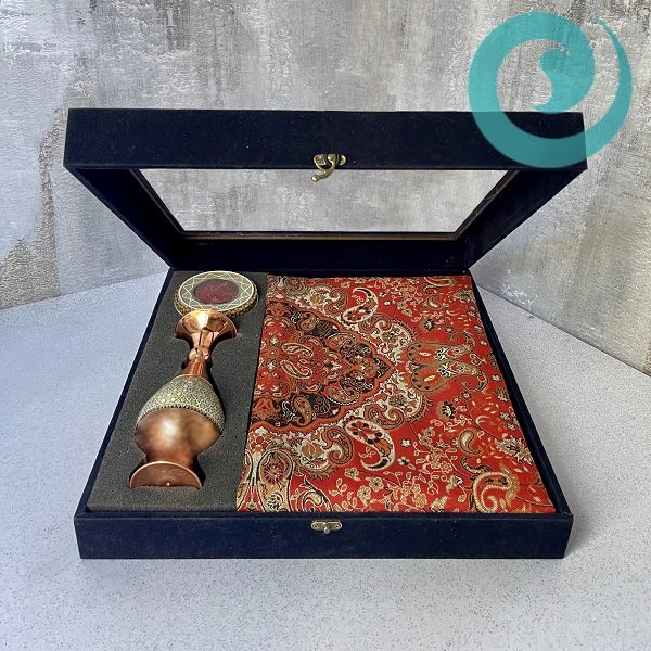 در چه مناسبتهایی باید به کارمندان هدیه سازمانی بدهید