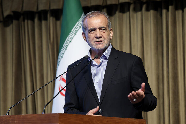 پزشکیان: لوایح FATF مجدد در مجمع تشخیص بررسی میشود پزشکیان: لوایح FATF مجدد در مجمع تشخیص بررسی میشود