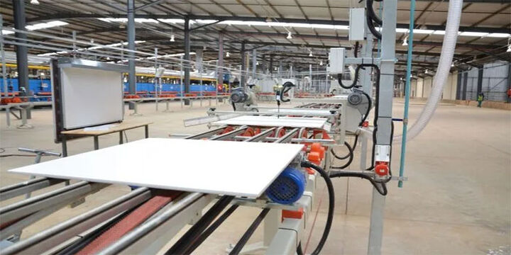 ناترازی انرژی تولیدات کاشی و سرامیک را کاهش داده است ناترازی انرژی تولیدات کاشی و سرامیک را کاهش داده است