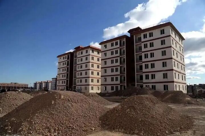 مخالفت همزمان دولت و مجلس به ساخت مسکن ۲۵ متری؛ حرف شنوی وزیر راه از مجلسی ها مخالفت همزمان دولت و مجلس به ساخت مسکن ۲۵ متری؛ حرف شنوی وزیر راه از مجلسی ها