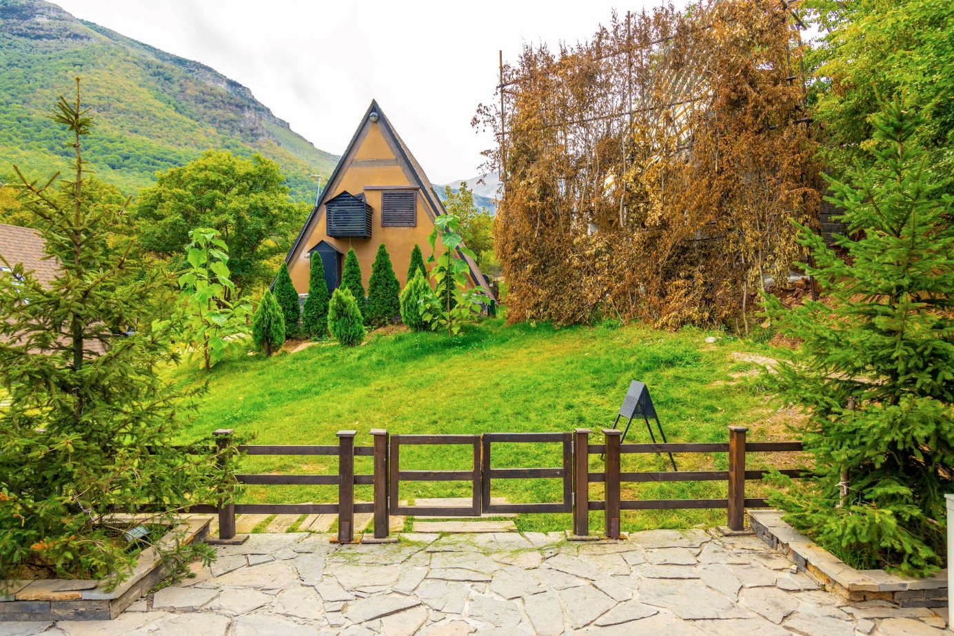 کلبه چوبی در کردان: مکانی ایدهآل برای دورهمیهای خانوادگی