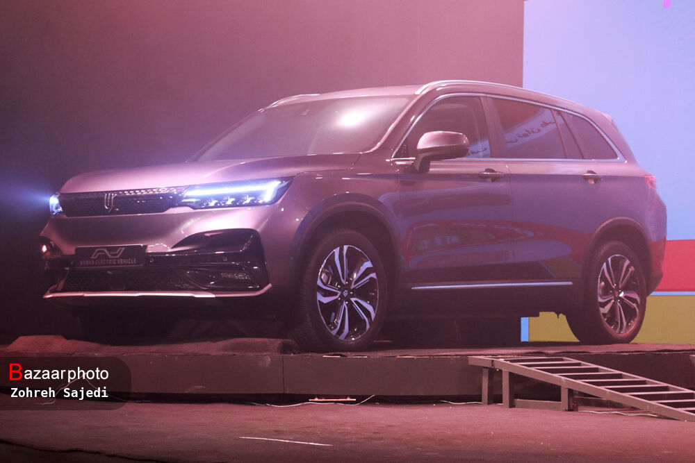 تاثیر کاهش تعرفه واردات خودرو برقی در بازار| نوسان قیمت خودروهای پاک ادامه دارد