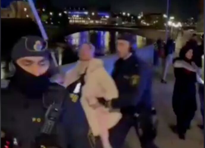 سرکوب حامیان فلسطین در اروپا شدت گرفته است سرکوب حامیان فلسطین در اروپا شدت گرفته است