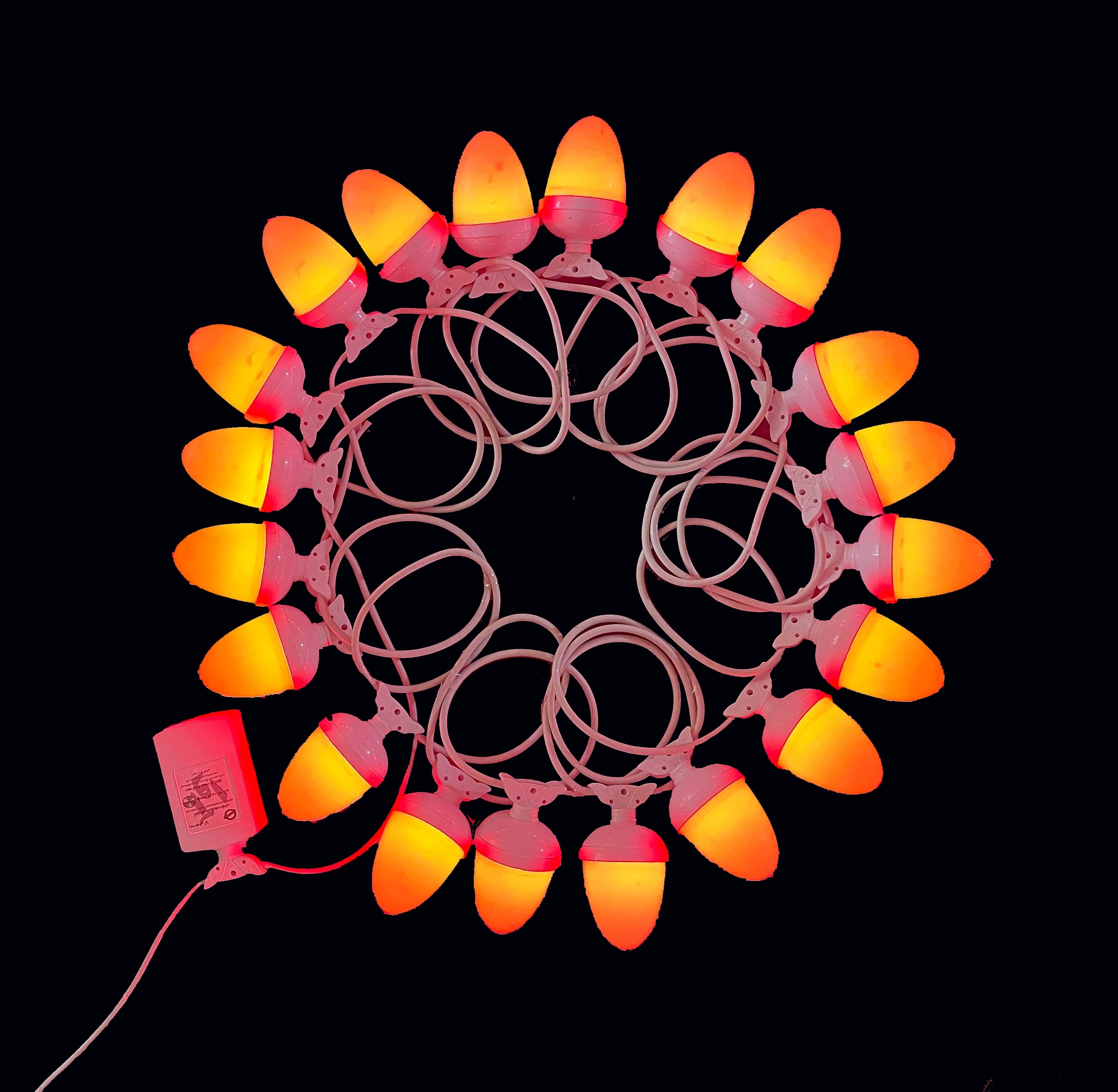 راهنمای جامع ریسه بلوطی: راهکار حرفهای برای روشنایی مدرن