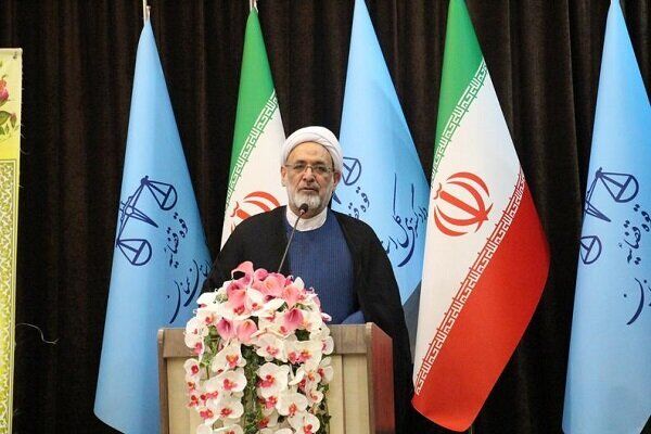 حکم متهمان پرونده موسوم به «شرکت معادن کاریز شهر میامی» صادر شد حکم متهمان پرونده موسوم به «شرکت معادن کاریز شهر میامی» صادر شد