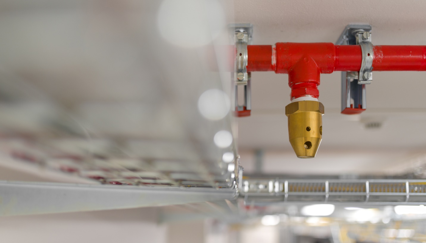 بررسی انواع سیستمهای اطفا حریق و انتخاب مناسبترین گزینه برای ساختمانها