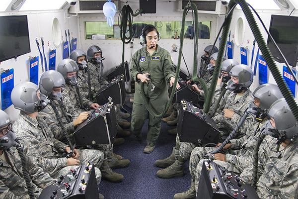 دکتر طب هوا و فضا؛ بررسی تخصص و لیست بهترین پزشکان طب هوا و فضا