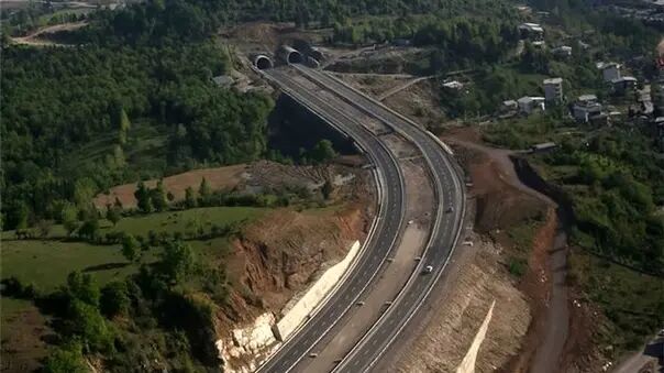 بروکراسیها از سر راه سرمایهگذاران و فعالان بخش خصوصی حذف میشود