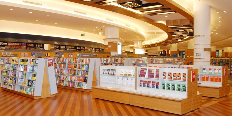 بهترین کتاب مکالمه انگلیسی برای مهاجرت بزرگسالان و کودکان