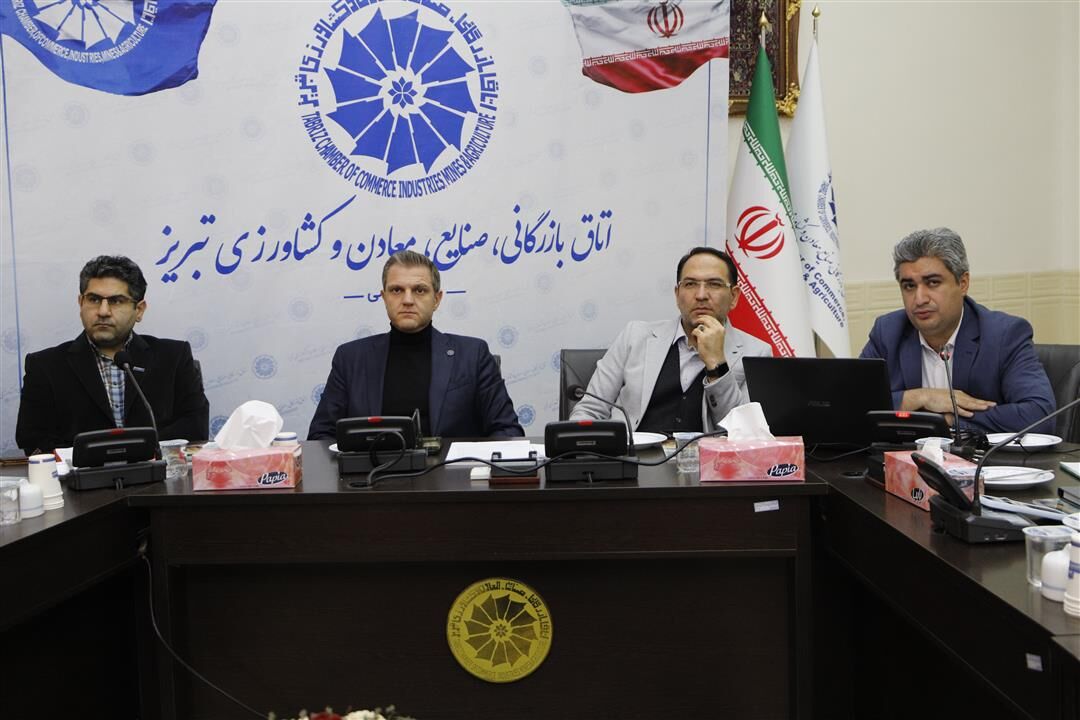 ضرورت ایجاد پل ارتباطی مؤثر بین دانشگاهها و بخش خصوصی