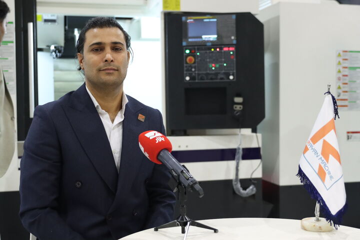 ارزان تمام شدن تولید ماشین در داخل؛ با پول یک دستگاه خارجی می توان دو ماشین داخلی با همان کیفیت خرید ارزان تمام شدن تولید ماشین در داخل؛ با پول یک دستگاه خارجی می توان دو ماشین داخلی با همان کیفیت خرید