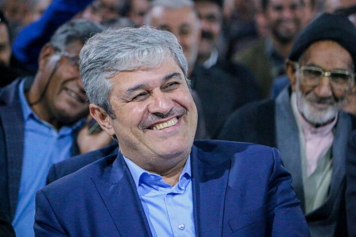 کمیسیون تلفیق مجلس با گران شدن کالاهای اساسی و بنزین موافقت کرد کمیسیون تلفیق مجلس با گران شدن کالاهای اساسی و بنزین موافقت کرد