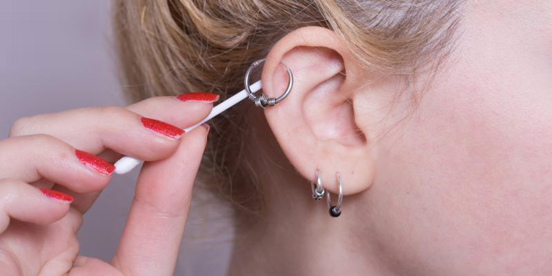 روشهای خانگی کاهش التهاب پیرسینگ