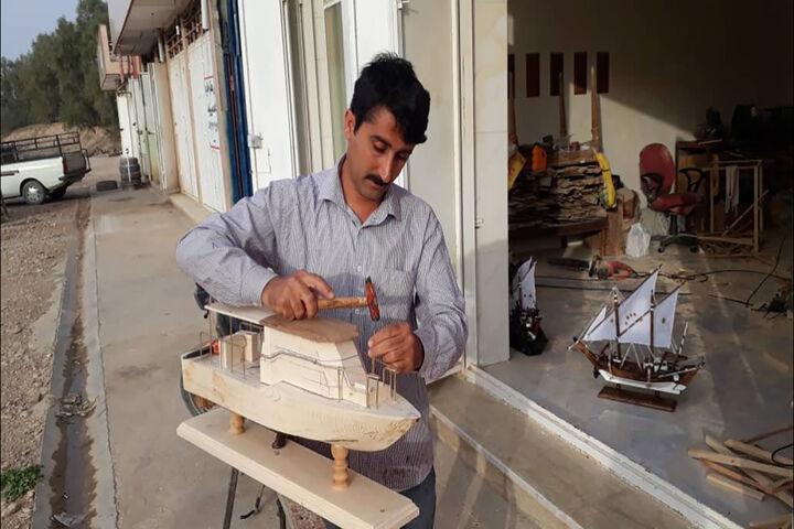 ظرفیت مغفول مانده تولید لنجهای چوبی دکوری در شهرهای آبادان و خرمشهر